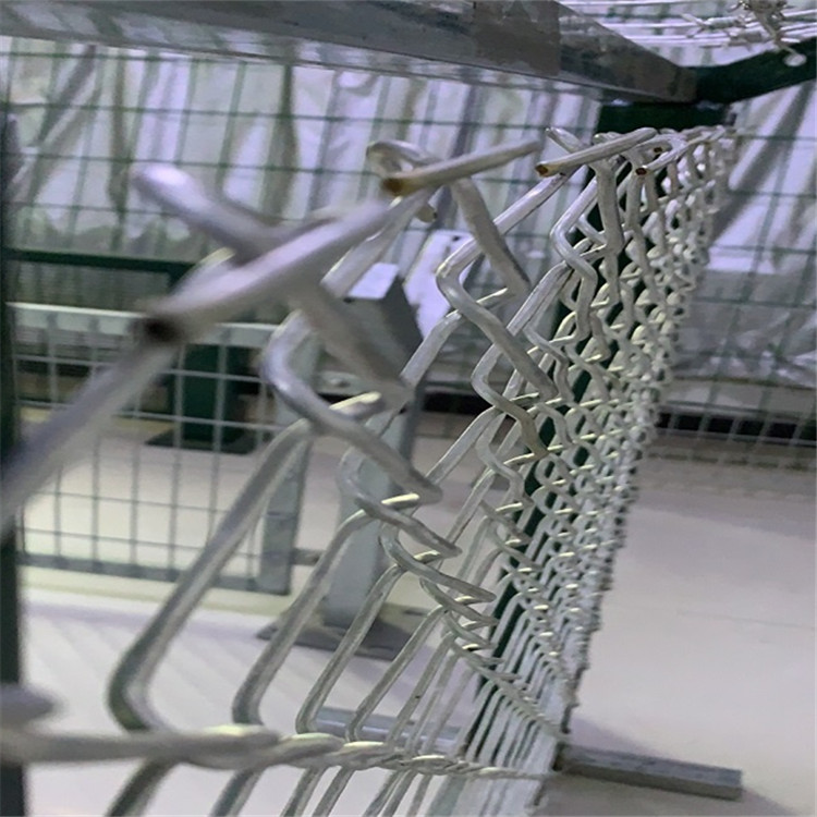 鋁包鋼機場圍界案例展示圖片4 鋁包鋼機場圍界案例展示圖片4