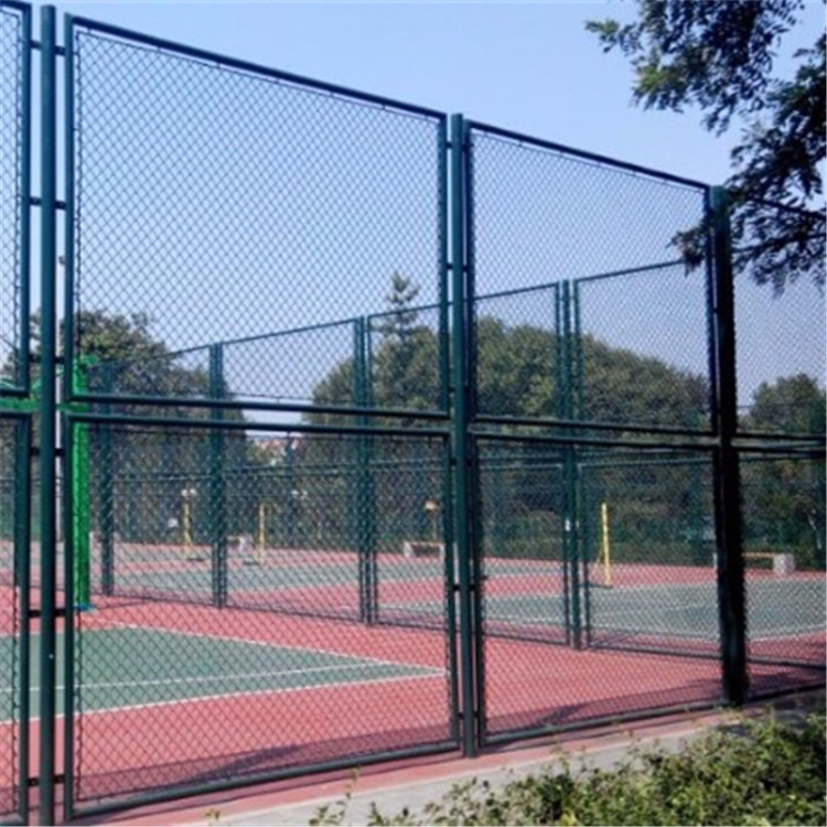 籠式足球場圍網案例展示圖片3 籠式足球場圍網案例展示圖片3