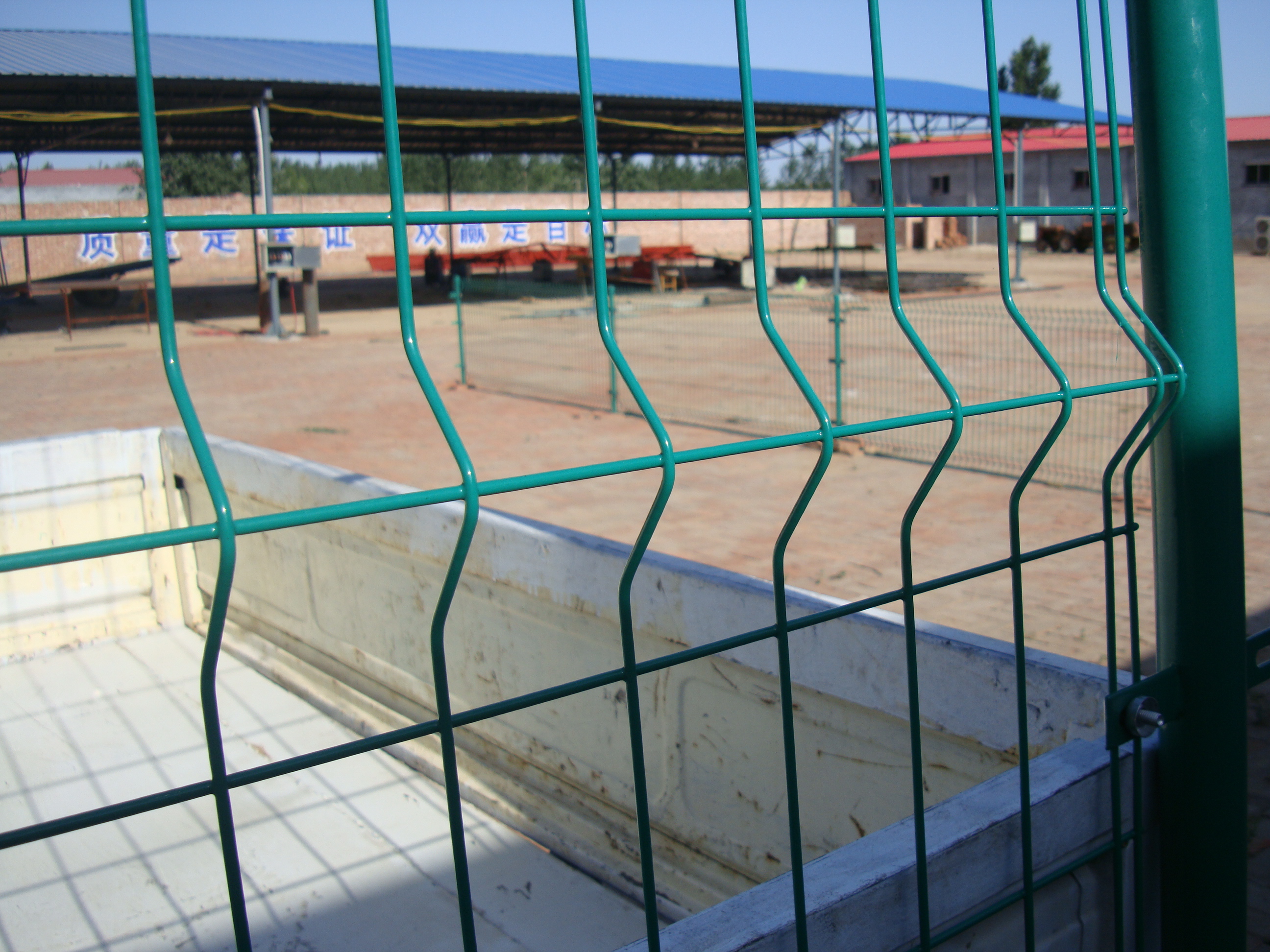 公路護欄網圖片3 公路護欄網圖片3